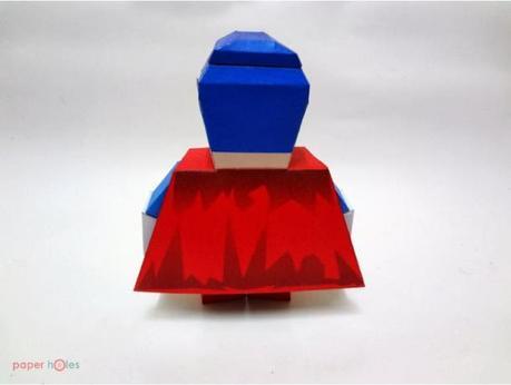 Suppa Man de paper hOles