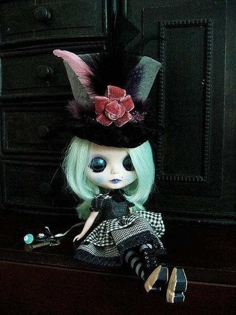 Trash & Vaudeville Hat for Blythe by so charmed on Flickr