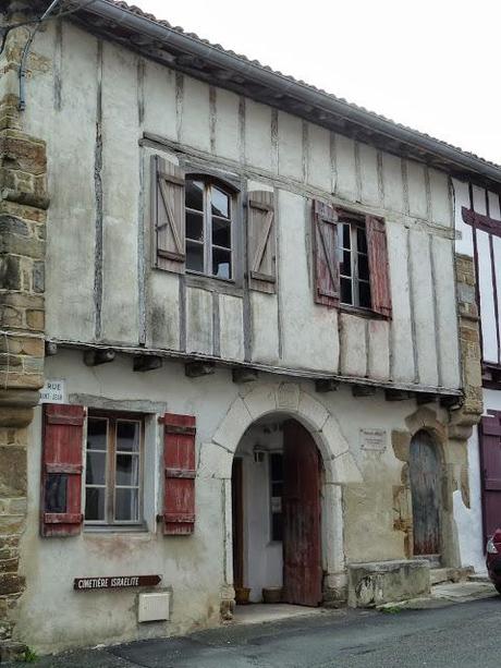 Le village de La Bastide-Clairence au Pays Basque