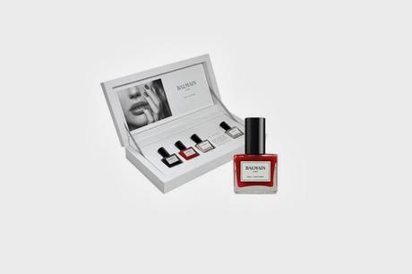 Balmain sort son premier coffret de vernis pour Noël...