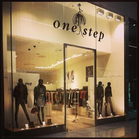 One Step! - Paperblog