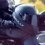 Skully Helmets lance le casque de moto intelligent Skully Helmets lance le casque de moto intelligent