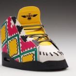 Des nikes en paquets de cigarettes