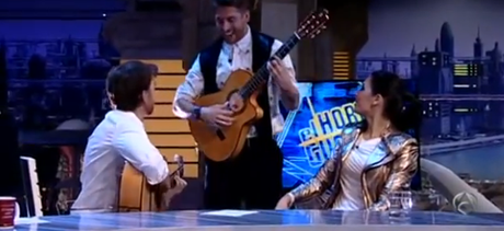 Sergio Ramos chante la sérénade à sa belle