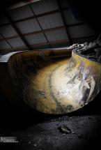 cc5a0a_70300aa9bd32013a6cf4ff4cb1c72db2.jpg_srz_560_830_75_22_0.50_1.20_0.00_jpg_srz Océade : complexe aquatique abandonné à la signature post-apocalyptique