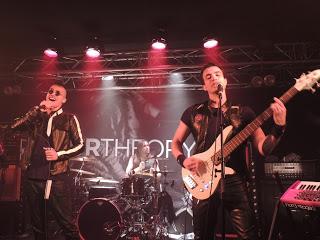 Gaijin Sentai à la Boule Noire