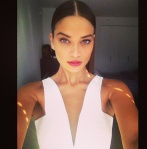 La jolie fille à suivre … Shanina Shaik