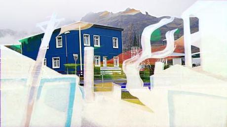 maison-bleue-a-Grundarfjord.jpg