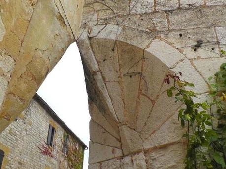 Une trompe à Monpazier (24)