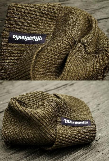 Bonnet vert militaire tissé en fil bicolore de coton 