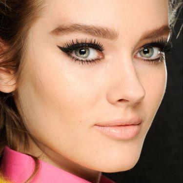 trait eye liner réussi