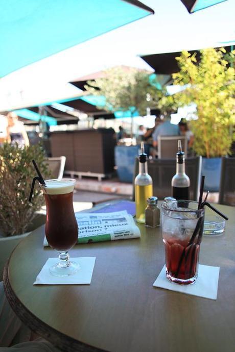 pause rafraîchissante ~ Souvenirs de Côte d’Azur, images en vrac et bikini Divissima ~