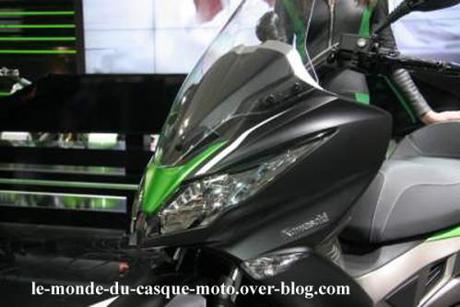 face-avant-scooter-kawa-J300.jpg