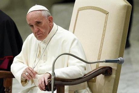 551436-pope-francis-leads-an-audience-with-the-knights-of-the-holy-sepulchre-in-paul-vi-hall-at-the-vatican