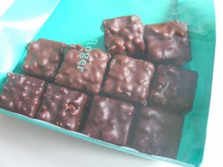 Ode au gras n°4 : vive le chocolat (sans Salon du Chocolat) ! chocolat,gâteau au chocolat,le chocolat c'est gras,aliments gras et sucrés,patrick roger,neva cuisine,pascale weeks,jacques genin,fondant au chocolat