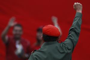 Hugo Chávez vu de dos