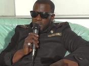 Magnum "Les meilleurs clips c'est moi, veux mets meufs poil aussi" (VIDEO)