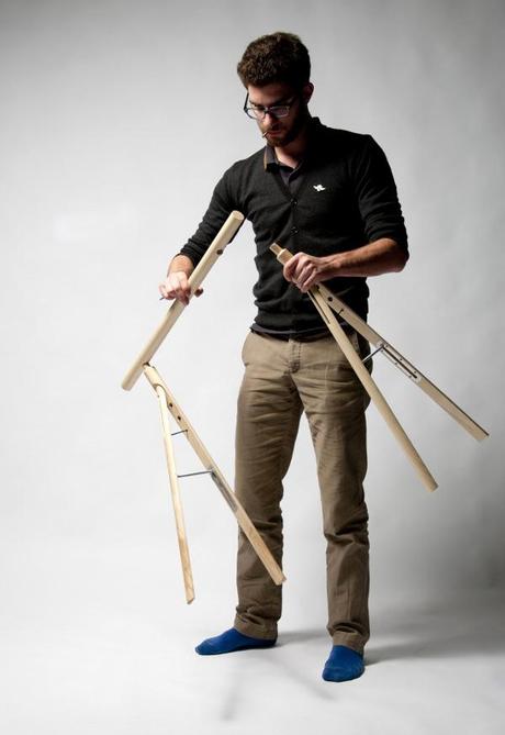 Intriguant déploiement les tréteaux par Jules Levasseur