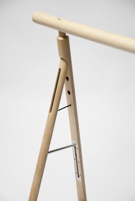 Intriguant déploiement les tréteaux par Jules Levasseur