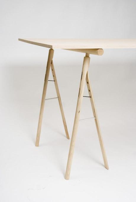 Intriguant déploiement les tréteaux par Jules Levasseur