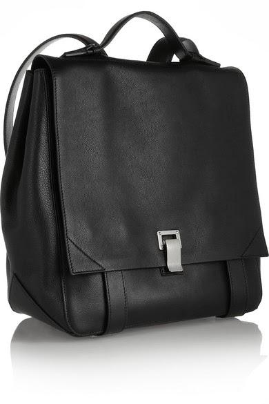Dans la catégorie des plus sac à dos je demande le nouveau PS de Proenza Schouler...