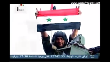 Soldat syrien célébrant le 43e aniversaire du redressement/Capture d'écran Youtube