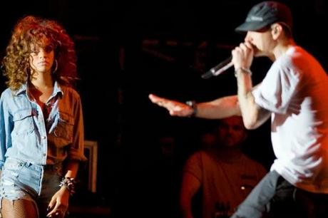 Eminem et Rihanna : 