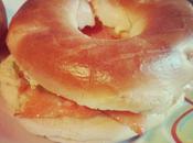 Délicieux bagel saumon