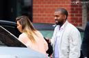 Kardashian Première Kanye West pleine tournée