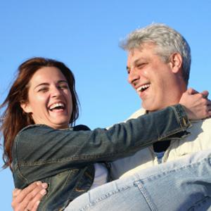 Puis-je combiner PLCI et assurance-groupe en tant qu’indépendant ?