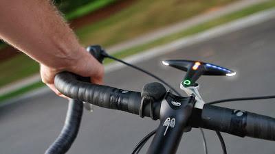 GPS, boîtes noires ou casques high-tech, le renouveau des équipements vélo