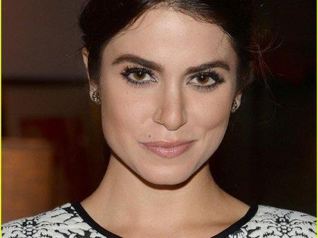 Nikki Reed à L'Evénement :  Coach 