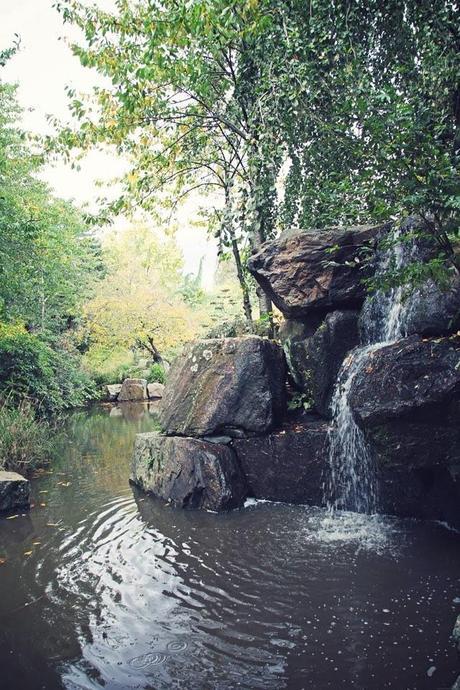CHARMING WALK AT L'ILE DE VERSAILLES, NANTES CHARMING WALK AT L'ILE DE VERSAILLES, NANTES