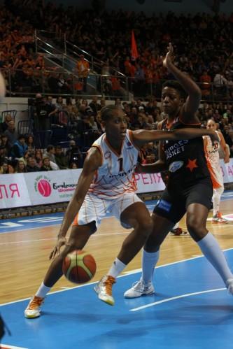Sandrine-GRUDA--Ekaterinbourg-_basket.ugmk.com.jpg