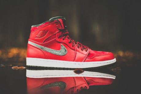 Air Jordan 1 High Premier Varsity Red/Dark Army