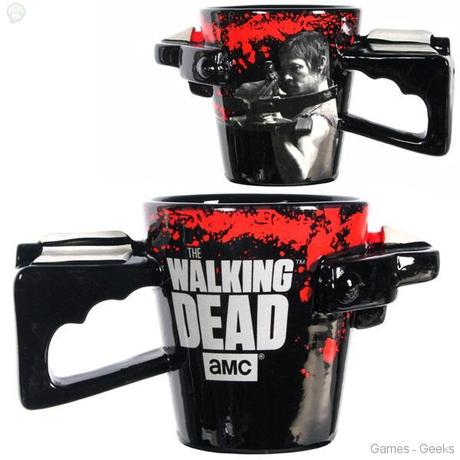 The Walking Dead Daryl Crossbow Coffee Mug Geek : Le mug The Walking Dead (Daryl)  The Walking Dead mug geek 