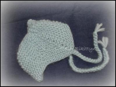 2013.12.02-4 - Bonnet bleu attaché sous le menton