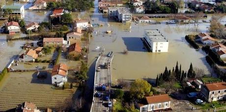 Il y a 10 ans, le Rhône noyait le Gard Rhodanien...