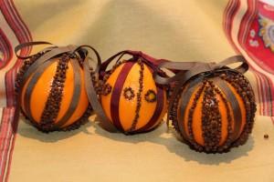 Orange et clous de girofle