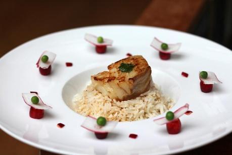 Bouchées de cabillaud marinées au citron vert et 2 gingembres, riz parfumé à la vanille