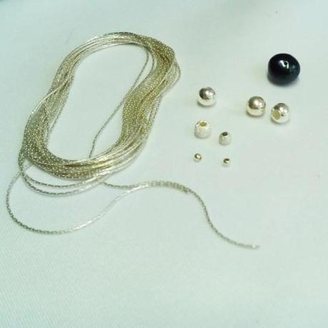 DIY bijoux: un collier élégant et simple à faire.