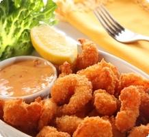 Deep fried shrimp platter, also known as popcorn shrimp