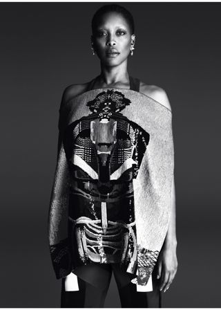 Erykah Badu pour Givenchy, les premières photos de la campagne printemps 2014