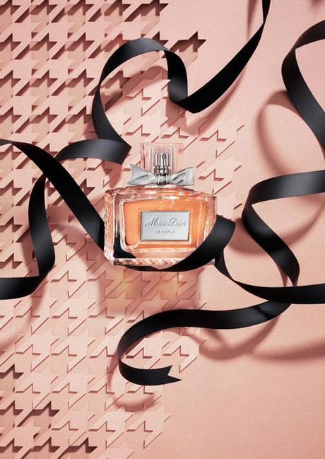 Perfume portraits in 3D by Fideli Sundqvist