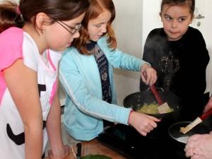 Cours de cuisine enfants déc 2013 016