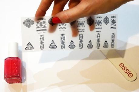 NailPatchMe Aztec swatch avis Peach Daiquiri Essie