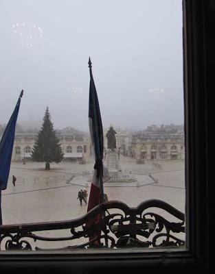 Brouillard et deuil place Stanislas