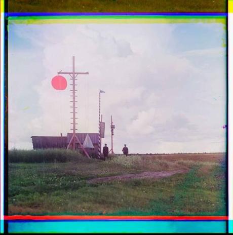 étrange contemporanéité de ces photographies en couleurs de Procoudine-Gorsky 523315495f45fvisuel-communication_21016u.jpg