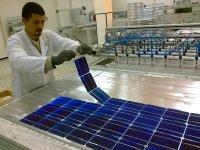 Algérie-France : vers la production de 100.000 panneaux photovoltaïques/an à Batna