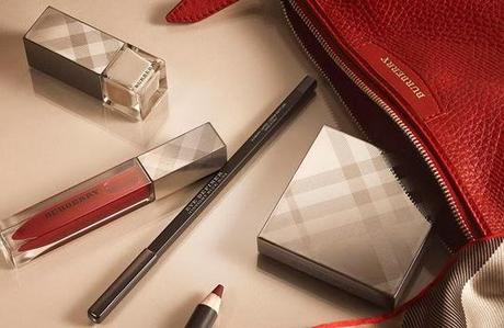 Burberry installe sont make up store à Covent Garden...